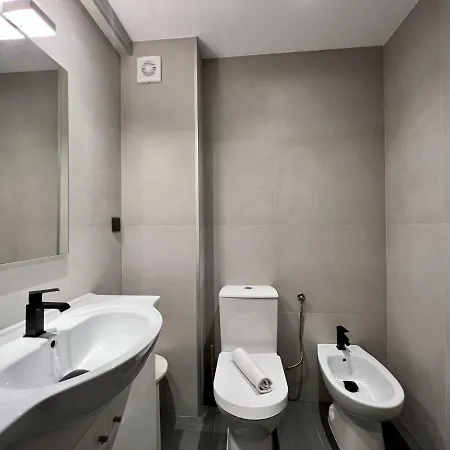 Downtown With Pool By Homing Apartamento *
